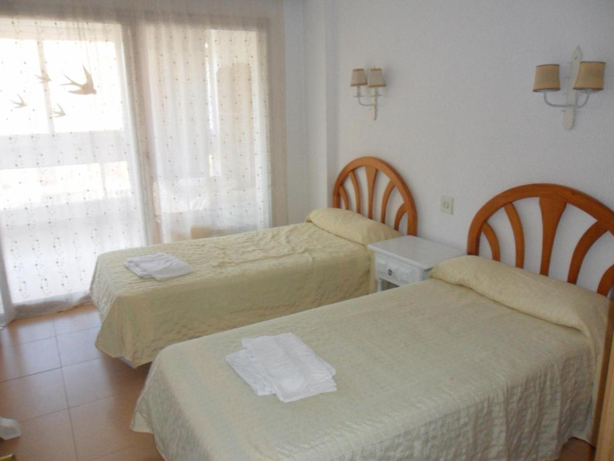 בנידורם Apartamentos Cervantes מראה חיצוני תמונה