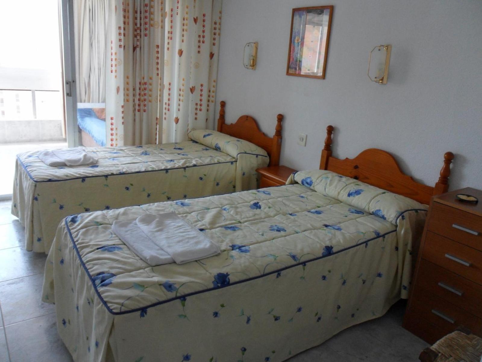 בנידורם Apartamentos Cervantes מראה חיצוני תמונה